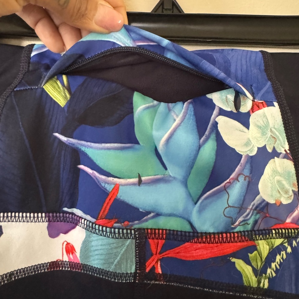 Athleta Black And Multicolor Patterned Leggings- … - image 5